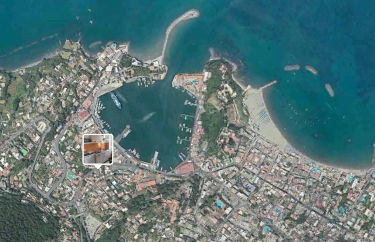 Casette Sul Porto Isquia Exterior foto